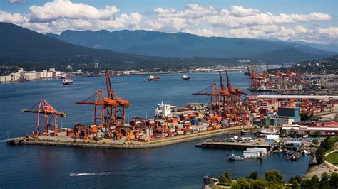 British Columbia port workers ratify contract offer, ending Canada labor dispute