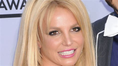 Britney Spears’ ‘Brutally Honest’ Memoir Will Detail Justin …