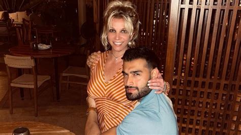 Britney Spears’ husband files for divorce