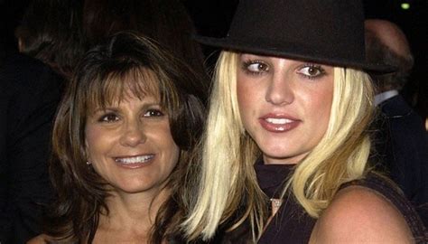 Britney Spears tries to ‘make things right’ with estranged mom