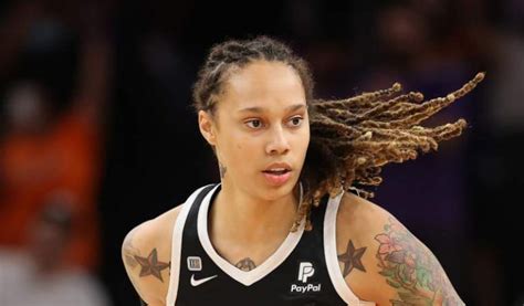 Brittney Griner Height, Weight, Measurements, Bra Size ... - Celebrity Tall