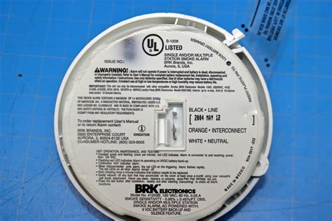 Brk 4120b replacement. 4120B. 4120SB. M06-2016-007 06/00. User’s Manual. Smoke Alarms. Ionization smoke alarms are generally more effective at detecting ﬂaming ﬁres which consume. combustible materials rapidly and spread quickly. Sources of these ﬁres may include paper burning in a. wastebasket, or a grease ﬁre in the kitchen. 