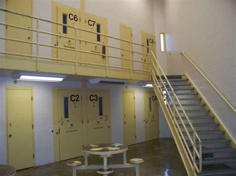 The jail roster is updated every hour. Individuals may be in the jail intake and not listed on the roster until they have been assigned a booking number. Please read the disclaimer at the bottom of this page. View Roster. View 48 hour Release Roster. St. Louis County Jail inmates may be transferred to another jail to alleviate housing overcrowding.. 