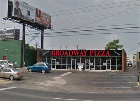 Broadway Pizza East - Restaurant 629 S Mendenhall Rd, …