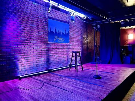 Broadway comedy club. The Broadway Comedy Club 318 W. 53rd St New York, NY 10019 (212) 757-2323 Facebook Twitter. Sign up for our newsletter! ... 