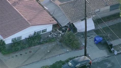 Broken gas line in Clairemont prompts shelter-in-place