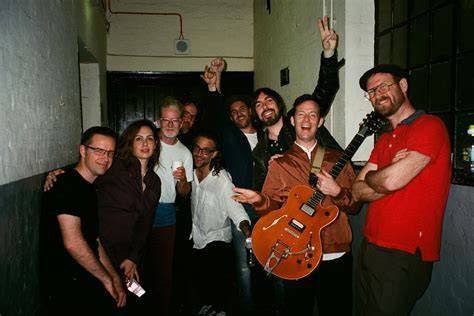 Broken social scene