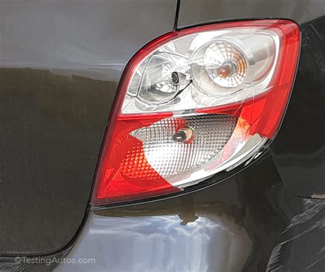 Broken tail light. 2. Pull out the Tail Light. If you need to pull out the actual light assembly, carefully unscrew any fasteners and bolts and slowly pull it out. Be careful of any wires attached to the bulbs. If you don’t need to remove the assembly, move on to the next step and pull out the bulb directly from the car. 3. 