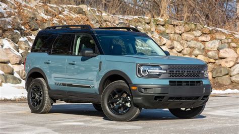 Bronco sport mpg. Combined MPG: 26. *Based on 45% highway, 55% city driving, 15,000 annual miles and current fuel prices. Personalize. Range on a tank and refueling costs assume 100% of … 