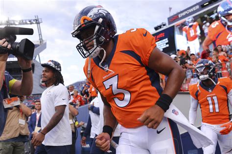 Broncos 7, Jets 5: New York gets the safety after Russell Wilson’s intentional grounding in the end zone