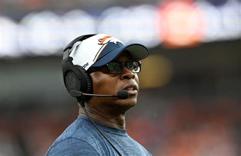 Broncos Mailbag: How concerned should Denver be about Vance Joseph’s defense?