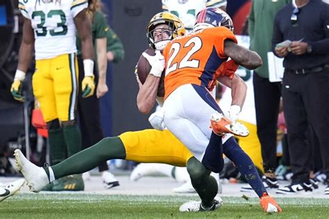 Broncos defend suspended safety Kareem Jackson, arguing his hit on Packers tight end was clean