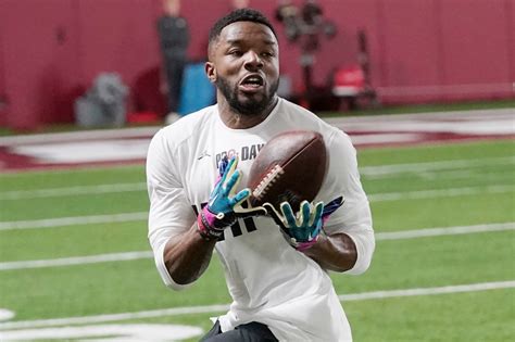 Broncos focus on position versatility on Day 2 of NFL draft