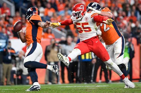 Broncos podcast: Denver adds pass-rusher Frank Clark plus a recap of OTAs