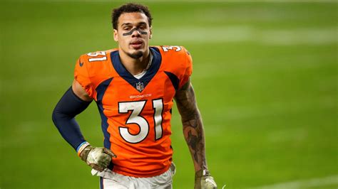 Broncos safety Justin Simmons returns to practice after missing Sunday’s loss due to hip injury