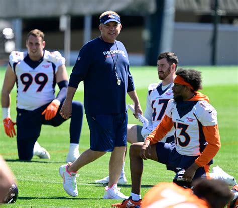 Broncos training camp roundtable: Strengths, weaknesses, Russell Wilson and bold predictions