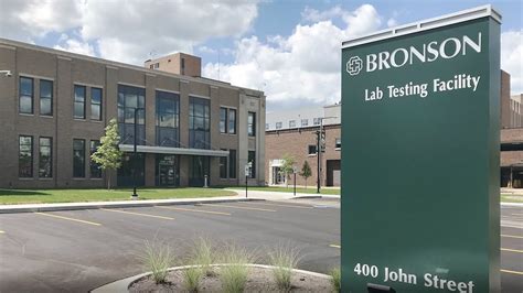 Bronson lab stadium drive. KALAMAZOO, MI -- The Ascension Medical Group Borgess Cancer Center is on track to open September 2021, the healthcare system announced. The 38,000-square-foot facility is located near the ... 