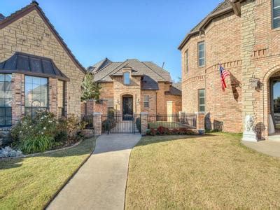 Brookhaven Square Homes For Sale - Norman, OK Real Estate