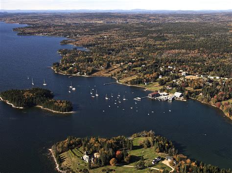 Brooklin maine. Hog Island is located at the eastern edge of Eggemoggin Reach, near the confluence of Penobscot Bay and Blue Hill Bay. Situated just south of Naskeag Point in the … 