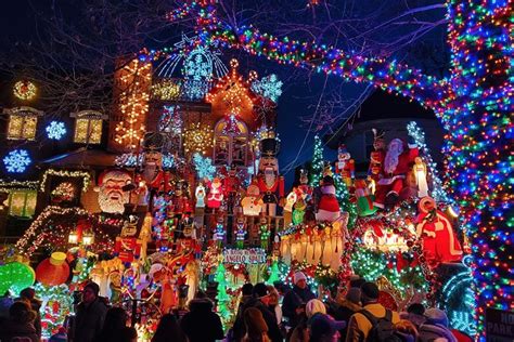 Brooklyn Dyker Heights Christmas Lights Tour 2024 - New York City - Viator