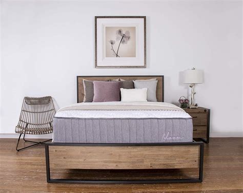 Brooklyn bedding reviews. The Dreamfoam Essential is a straightforward, all-foam mattress. The thinner versions (6, 8, and 10 inches) have just two layers: a dense foam foundation, for stability, and a memory foam upper ... 