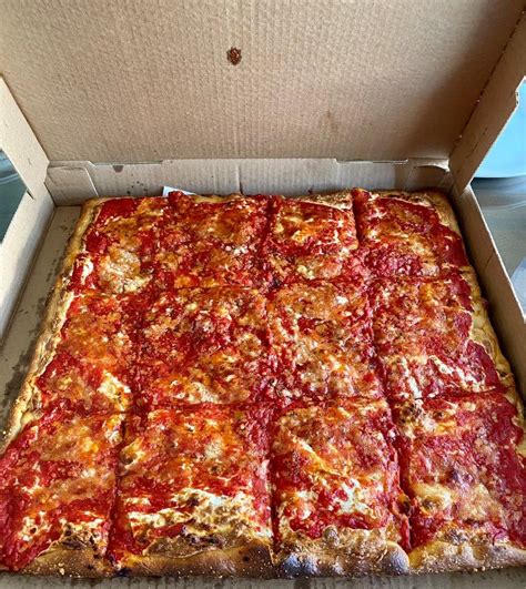 Brooklyn square pizza. Things To Know About Brooklyn square pizza. 