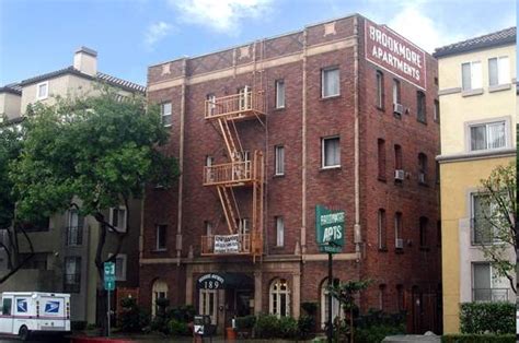 Find apartments for rent at Brookmore Apartments from $1,925 at 189 N Marengo Ave in Pasadena, CA. Brookmore Apartments has rentals available ranging from 334-631 sq ft.. 