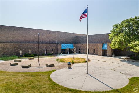 Brooks Middle School in Bolingbrook, IL - Niche