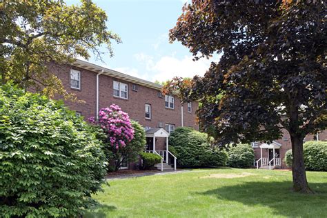 Brooks pond apartments. Things To Know About Brooks pond apartments. 