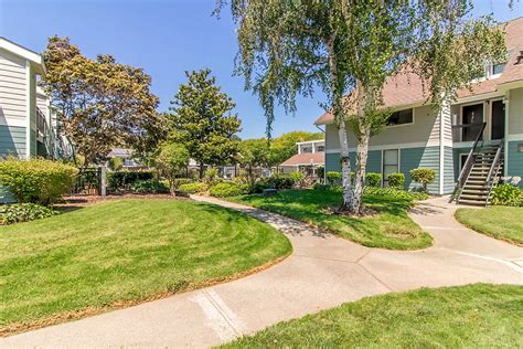 Brookside oaks sunnyvale ca. See apartments for rent at Brookside Oaks located at 1651 Belleville Way. Pet friendly, laundry, AC, & more. 
