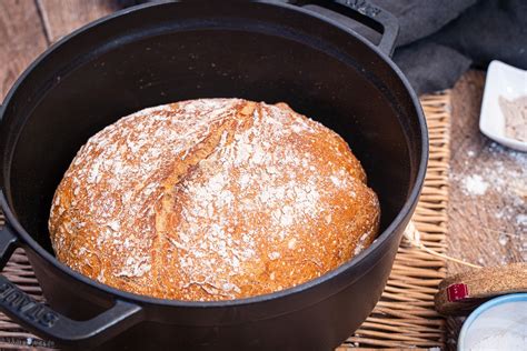 Brot im topf backen schnell