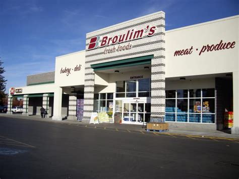 Broulim’s Pharmacy Expertise in Compounding Crafting personalized medications requires expertise and precision, and that’s exactly what you’ll find at Broulim’s Pharmacy. Our pharmacists are skilled in the art of compounding, ensuring that each medication is meticulously prepared to meet your needs.. 