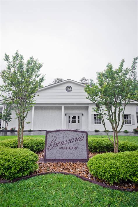 Broussard funeral home beaumont tx. .  <a href=https://gate.manifestlao.com/assets...
