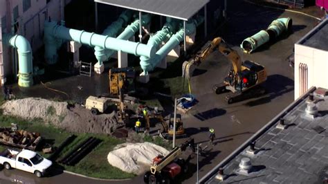 Broward County residents advised to reduce water use after pipe bursts at water treatment plant in Hollywood
