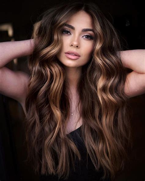 Brown hair with money pieces: The Ultimate Guide to Enhancing Your Brunette Locks