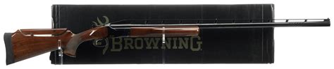 Browning BT-100 Single Barrel Trap Shotgun with Box