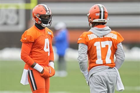 Browns’ Watson back from shoulder injury to face Cardinals still keeping their QB plans secretive