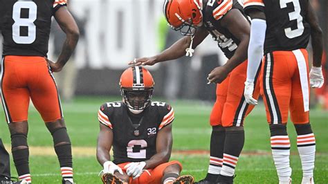 Browns WR Amari Cooper active against Steelers despite dealing with a groin injury