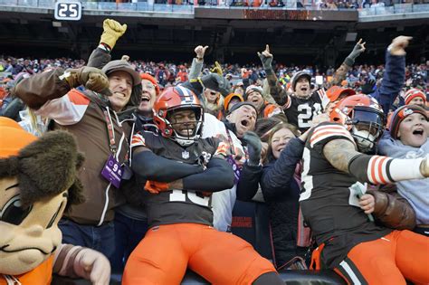 Browns overcoming major injuries, defying odds while stacking up wins and moving closer to playoffs