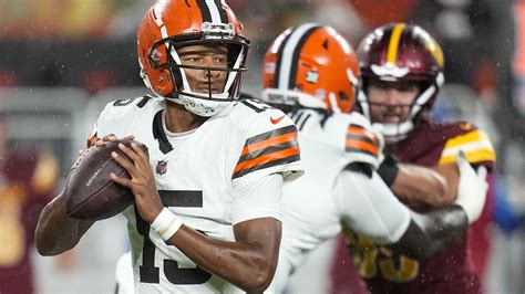 Browns trade backup quarterback Joshua Dobbs to Cardinals for fifth-round pick in 2024