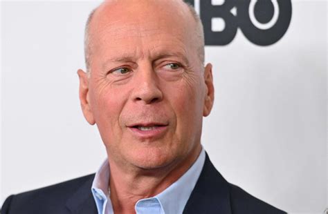Bruce Willis sorprendió a sus fans este miércoles con su inesperado