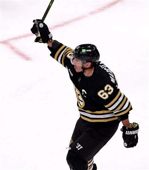 Bruins notebook: Brad Marchand, Charlie Coyle hoping to mesh