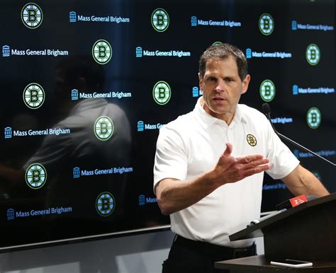 Bruins notebook: Don Sweeney revisits free agency strategy
