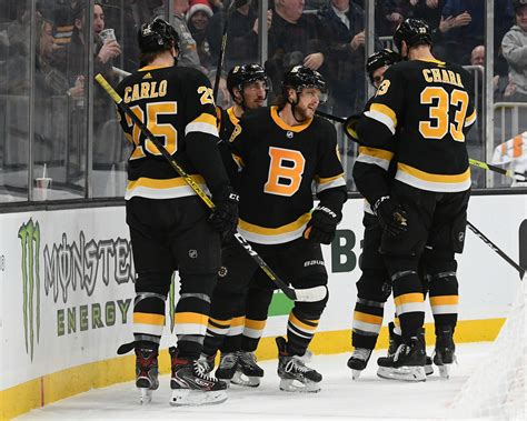 Bruins steamroll Sabres for third straight win