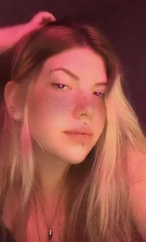 🍆 Bruna420 Onlyfans Leak [CLIP]