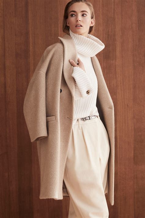Brunello cucinelli. Explore our line of luxury clothes and accessories for women and create elegant and trendy looks. Discover the new collection on Brunello Cucinelli online boutique. 