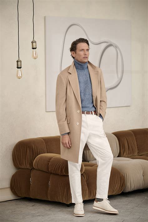Brunellocucinelli. Designer coats, jackets and vests for an elegant and casual style. Explore our line of men's outerwear on Brunello Cucinelli online shop. 
