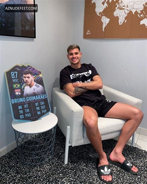 Bruno.Big.Feet Onlyfans Leak XxX 🍑 168 Videos