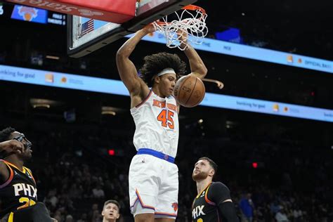 Brunson scores career-high 50, hits all nine of his 3-point shots as Knicks top Suns 139-122
