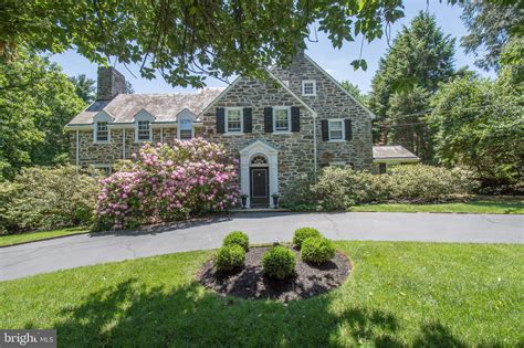 Bryn mawr homes for sale. 5 Beds. 4.5 Baths. 5,244 Sq Ft. 706 S Bryn Mawr Ave, Bryn Mawr, PA 19010. Set within an easily accessible neighborhood on a generous and manicured 1.2 acre parcel, this … 